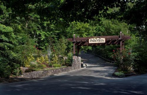 Gatlinburg Hotel | The Park Vista - A DoubleTree by Hilton Hotel - Gatlinburg