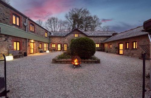 Ivybridge House | The Parlour - The Cottages at Blackadon Farm