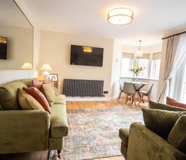 Moffat Apartment | The Perfect location