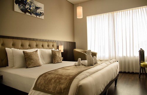 Hubli Hotel | The Phlox Hubballi