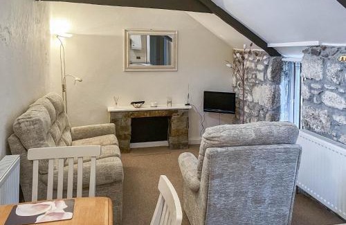 Liskeard House | The Piggery - Uk49014