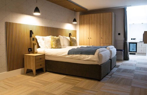 Hendon Hotel | The Pillar Hotel
