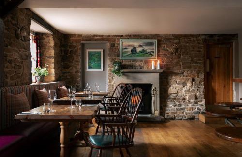 Pilsley Hotel | The Pilsley Inn - Chatsworth
