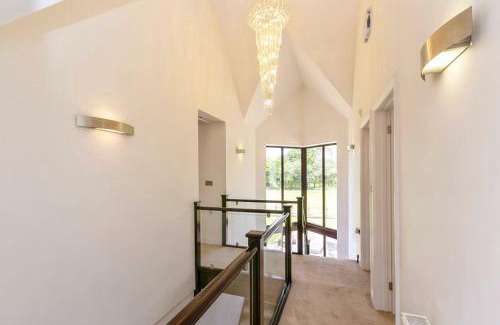 Ringwood House | The Pines