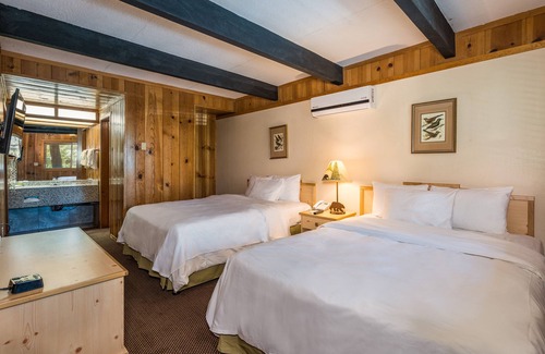 Bass Lake Resort | The Pines Resort