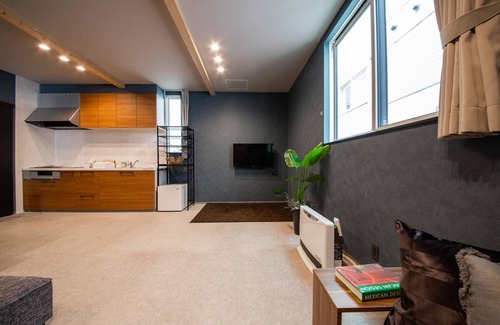 Chuo-ku House | THE PLAZA HOTEL S4W12