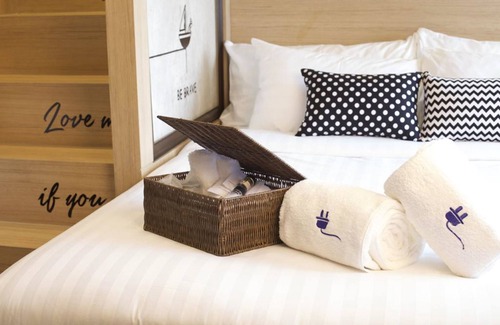 Khlang Hotel | The Plug Hotel