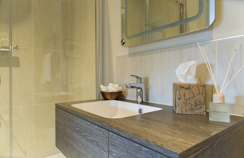 Oxford Bed & Breakfast | The Porterhouse Grill & Rooms