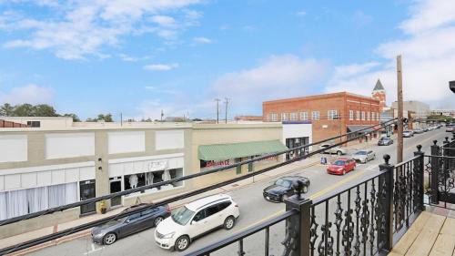 Statesboro Apartment | The Post Loft- In the Heart of Downtown Statesboro