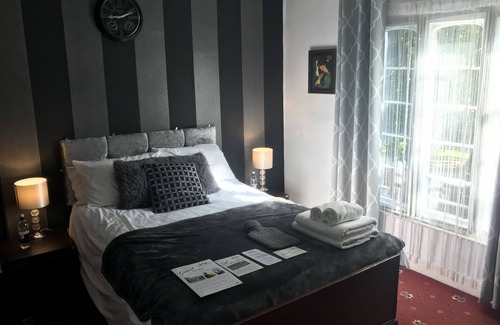 Louth Hotel | The Priory Hotel