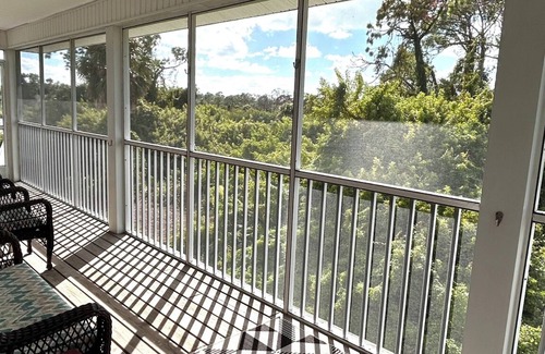 Rotonda West Condo | The PrivaSea Condo-stand alone condo, close to the beach! Lots of garage space.