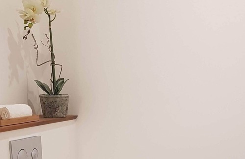 Birch Apartment | The Pumproom, Birch, Colchester Peaceful Village Accommodation With Parking