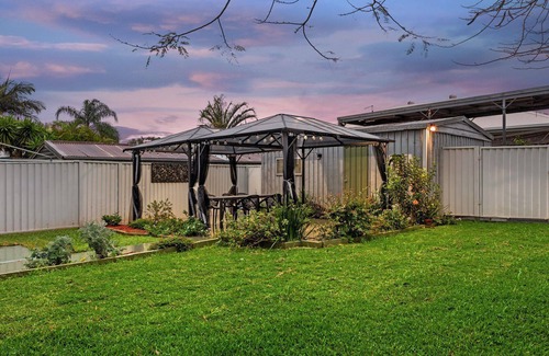 Redcliffe House | The Queenslander Prince Edward Parade