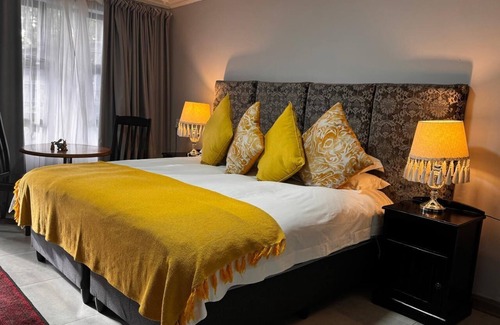 Krugersdorp North Hotel | The Rabbit Hole Hotel