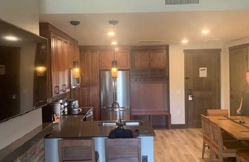 Breckenridge Condo | The Ranahan Resort is Amazing for relaxing, skiing and enjoying the views!