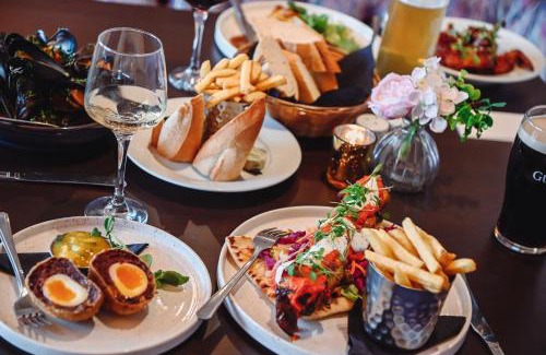 Claines Hotel | The Raven Pub with Rooms