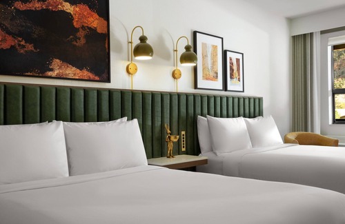 Zion National Park South Entrance Hotel | The Red Cliffs Lodge Zion, a Tribute Portfolio Hotel