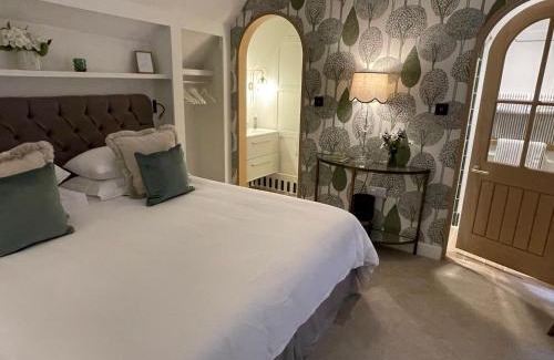 Didcot Hotel | The Red Lion