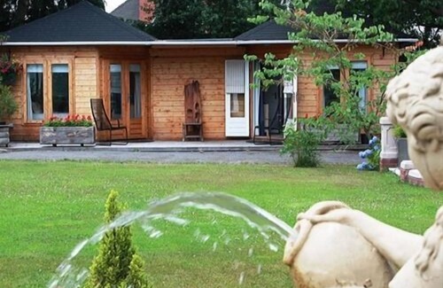 Bickenhill Ski Chalet | The Redlands