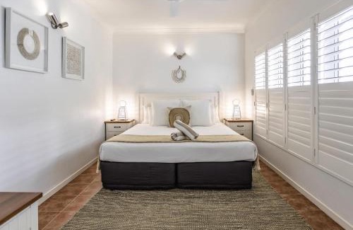Palm Cove Hotel | The Reef House Adults Retreat - Enjoy 28 Complimentary Inclusions