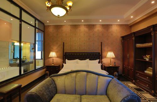 Kirkos Hotel | The Residence Hotel