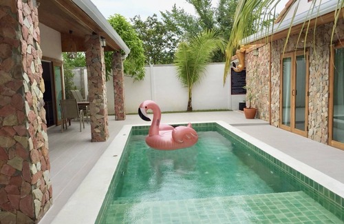 Na Chom Thian Villa | THE REST POOL VILLA at PATTAYA