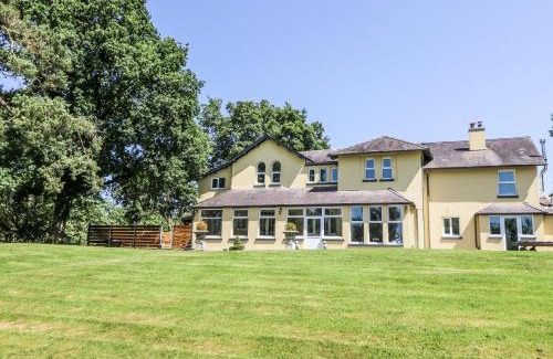 Pumpsaint House | The Retreat at Glanrannell Park House