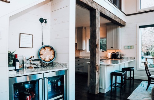 Tiger House | The Retreat at Lake Burton - Steps from the Lake