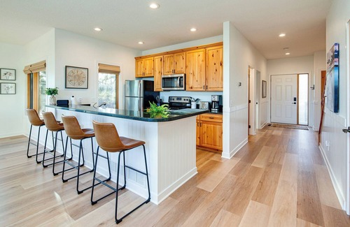 Beaver Bay Condo | The Retreat at Windsong on Lake Superior