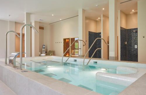 Elcot Hotel | The Retreat, Elcot Park