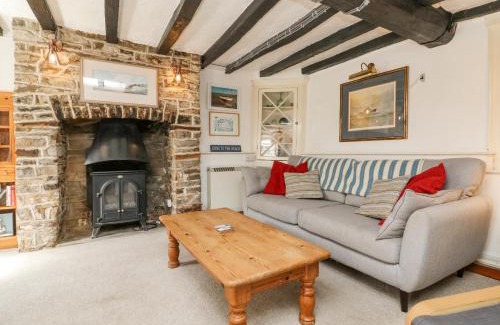 Appledore House | The Retreat