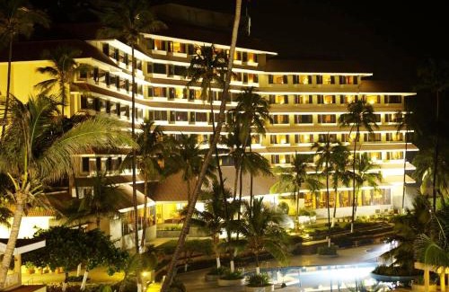 Mumbai Hotel | The Retreat Hotel & Convention Centre