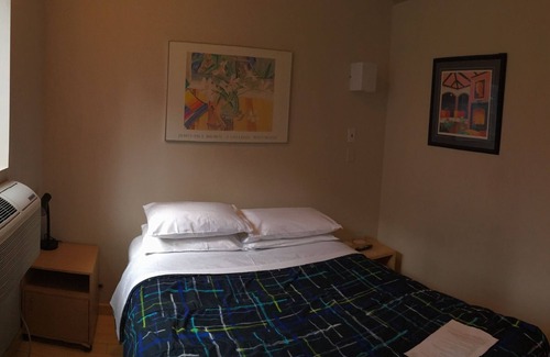 Downtown Toronto Hotel | The Rex Hotel
