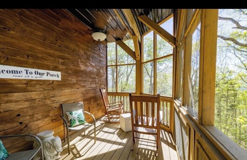 Valley Head Apartment | The Ridge at Buena Vista Bluffs
