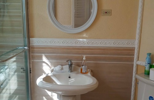 Canarsie House | The Right Choice Apartment Rental #2