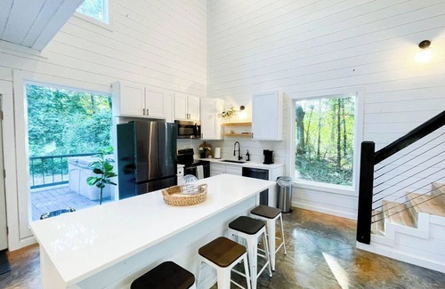 Broken Bow Cabin | the RISER - BRAND NEW Modern Cabin in Broken Bow!