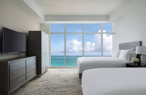 Grace Bay Hotel | The Ritz-Carlton Residences, Turks & Caicos