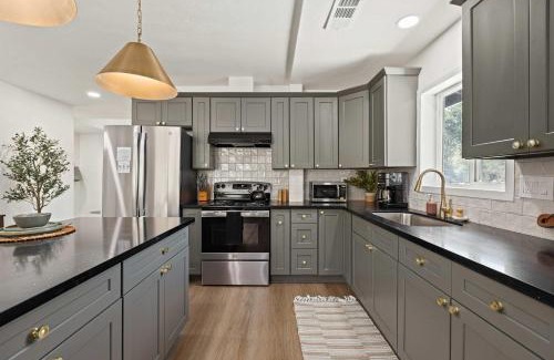 Three Rivers House | The River House