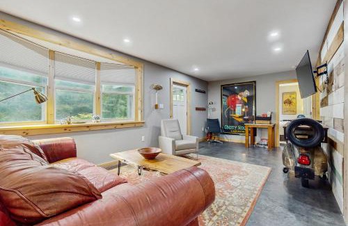 West Wardsboro House | The River House