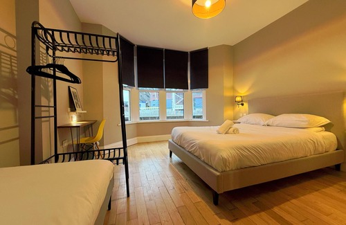 Riverside Bed & Breakfast | The Riverhouse
