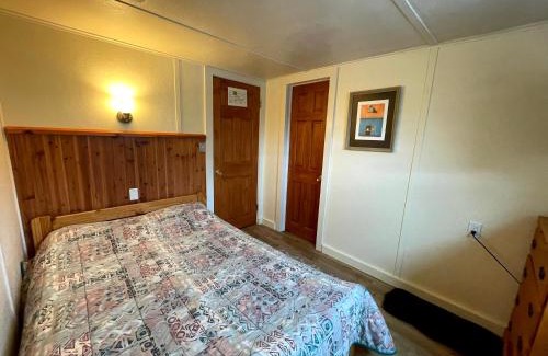 Stowe Area Hotel | The Riverside Inn
