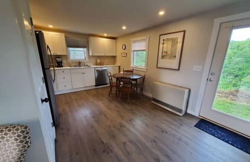 Thomaston House | The RiverView