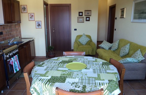 Pella Apartment | the Robin holiday home, 2 bedrooms, 5 persons