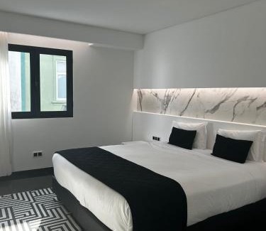 Ponta Delgada House | The Rock Hostel