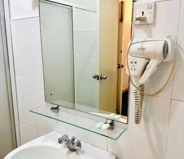 Nuwara Eliya Hotel | The Rock Hotel