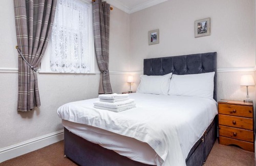 York Hotel | The Roman Bath