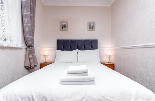 York Hotel | The Roman Bath