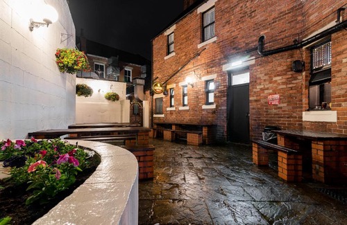 York Hotel | The Roman Bath