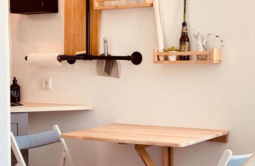 Bruckstraße Apartment | The Room - Direkt in der Stadt!