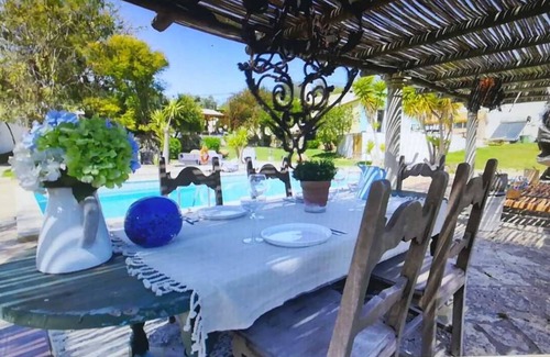 Loule Cottage | The Rosa Room, Casa De Mondo, set in the Beautiful Algarve